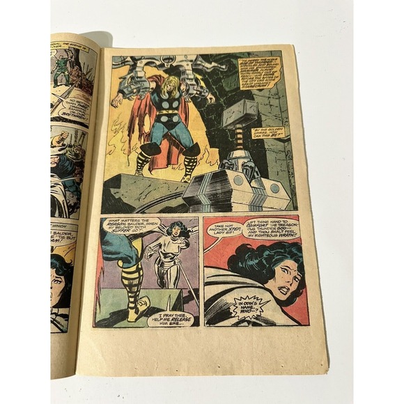 The Mighty Thor Marvel Comics 250 1976 - Picture 12 of 12